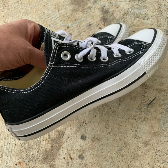 Woman’s Converse All Stars ⭐️ 👟 - Picture 4 of 5